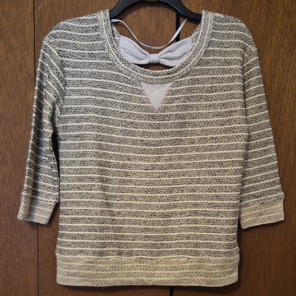Miss Me Womans Tan & Black with Gold Metallic Open Back Sweater SZ S
